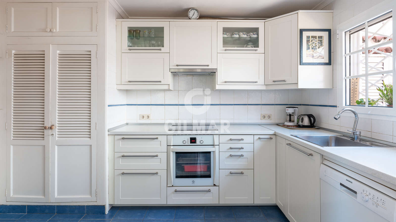 Property slider Gilmar