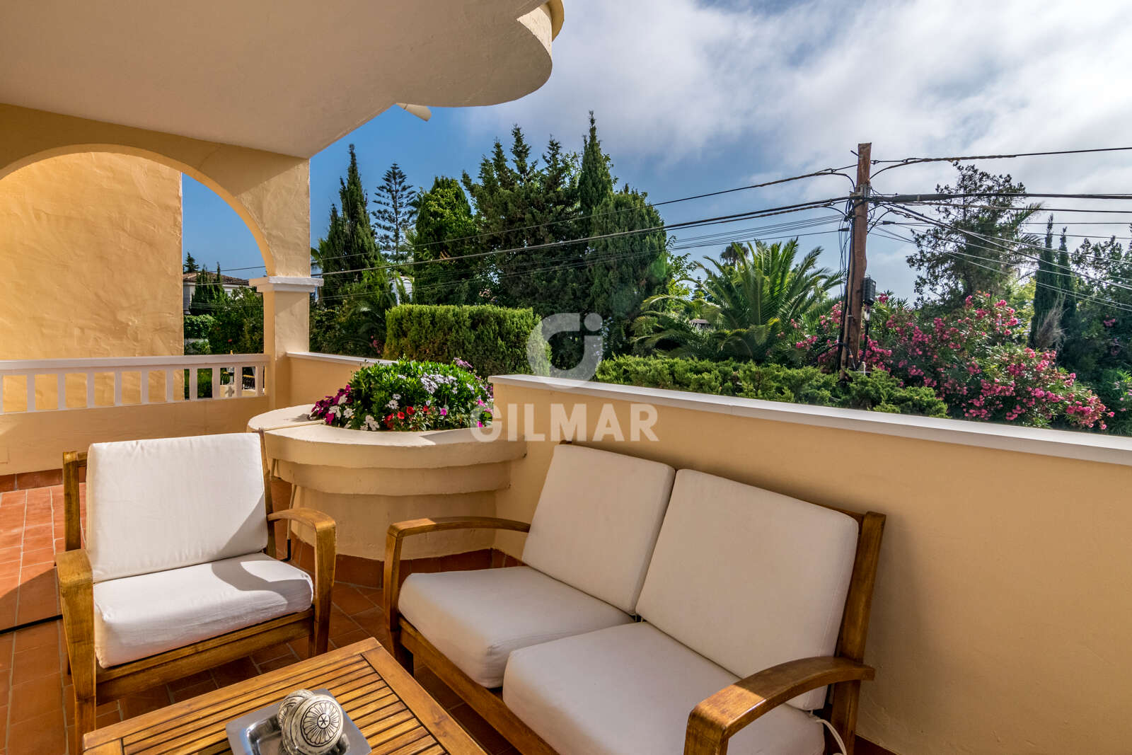 Property slider Gilmar
