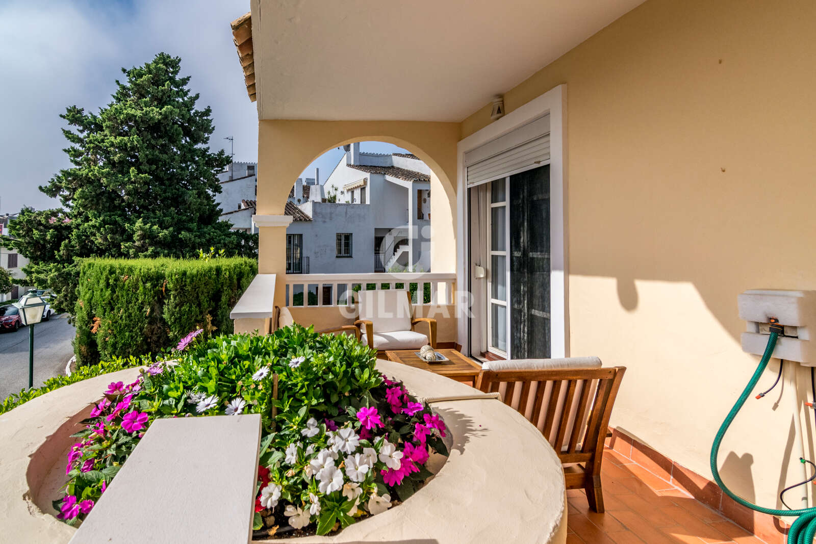 Property slider Gilmar