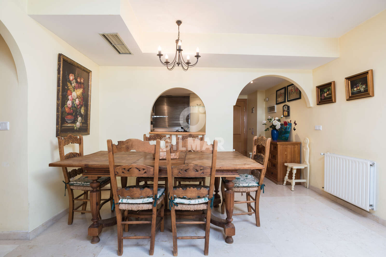 Property slider Gilmar