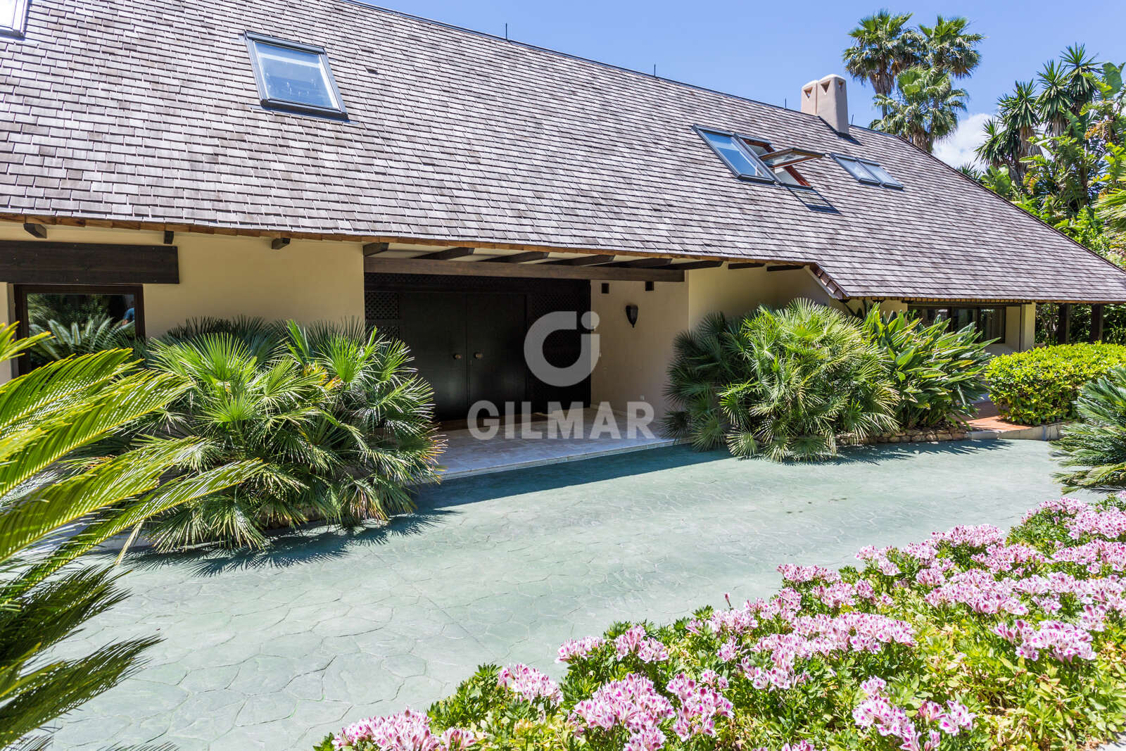 Property slider Gilmar