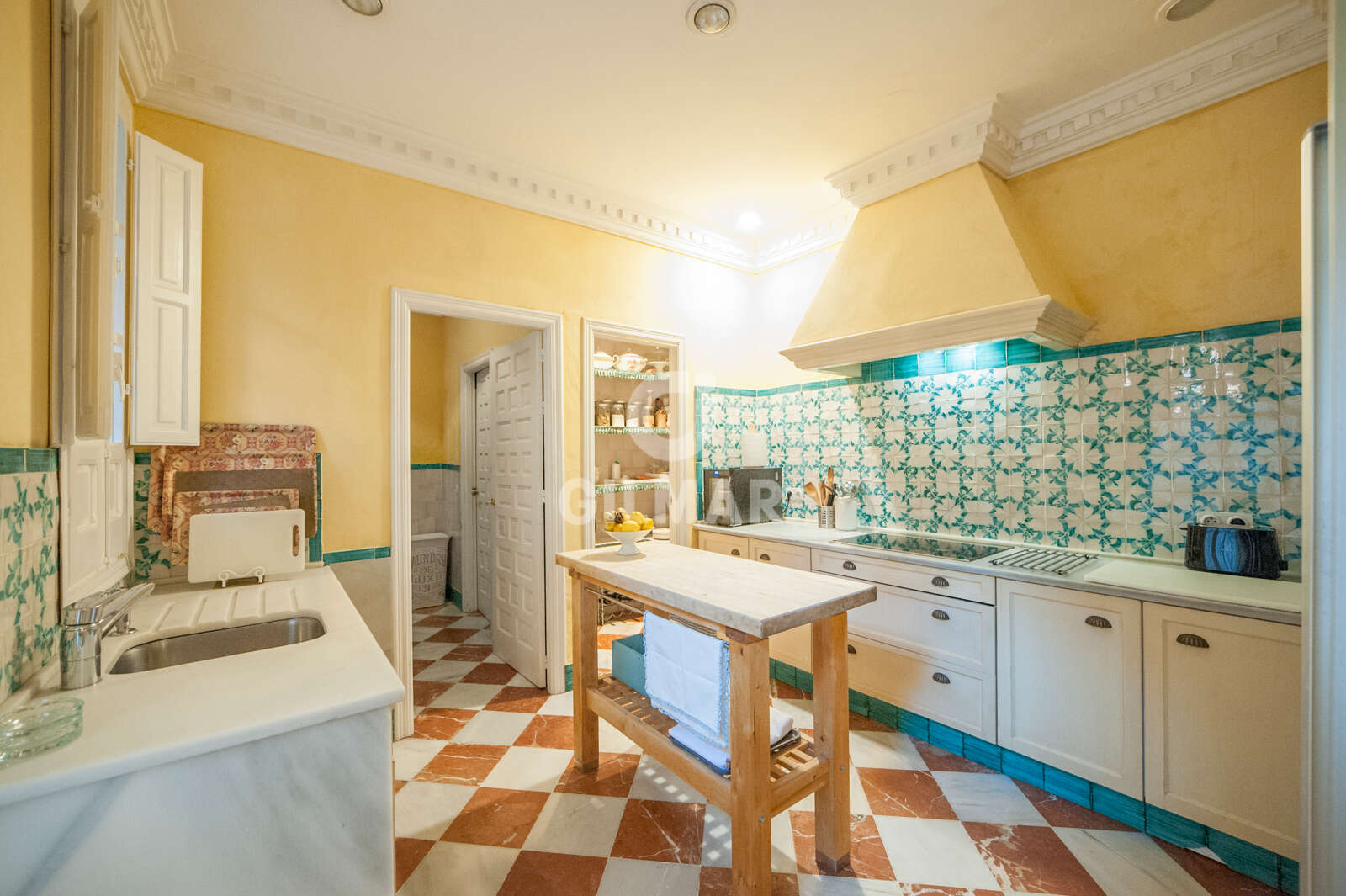 Property slider Gilmar
