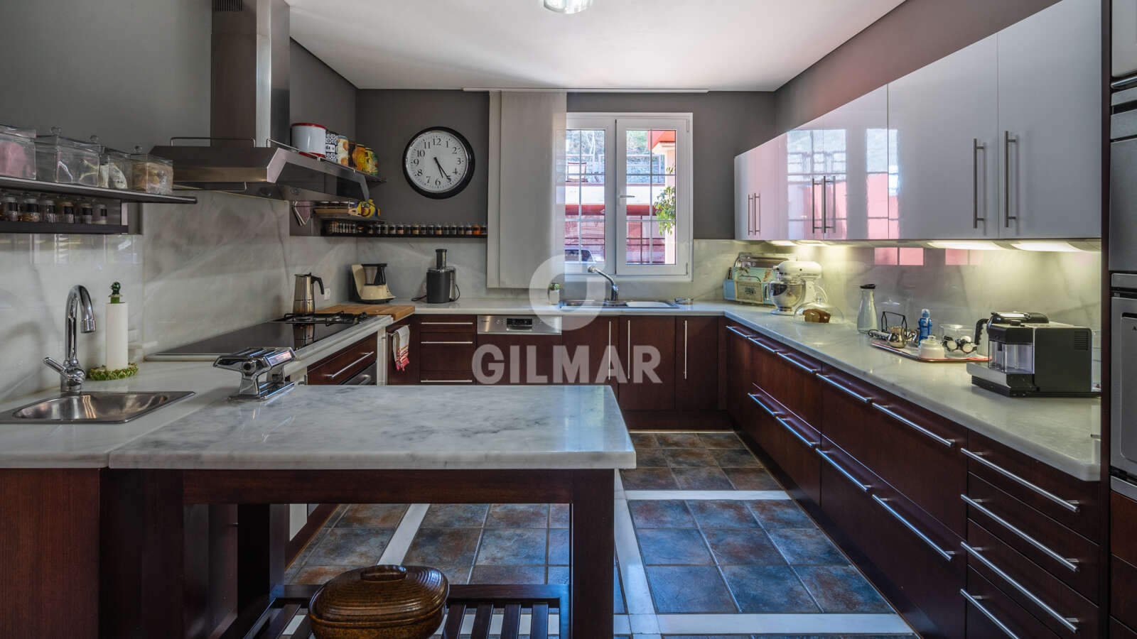 Property slider Gilmar