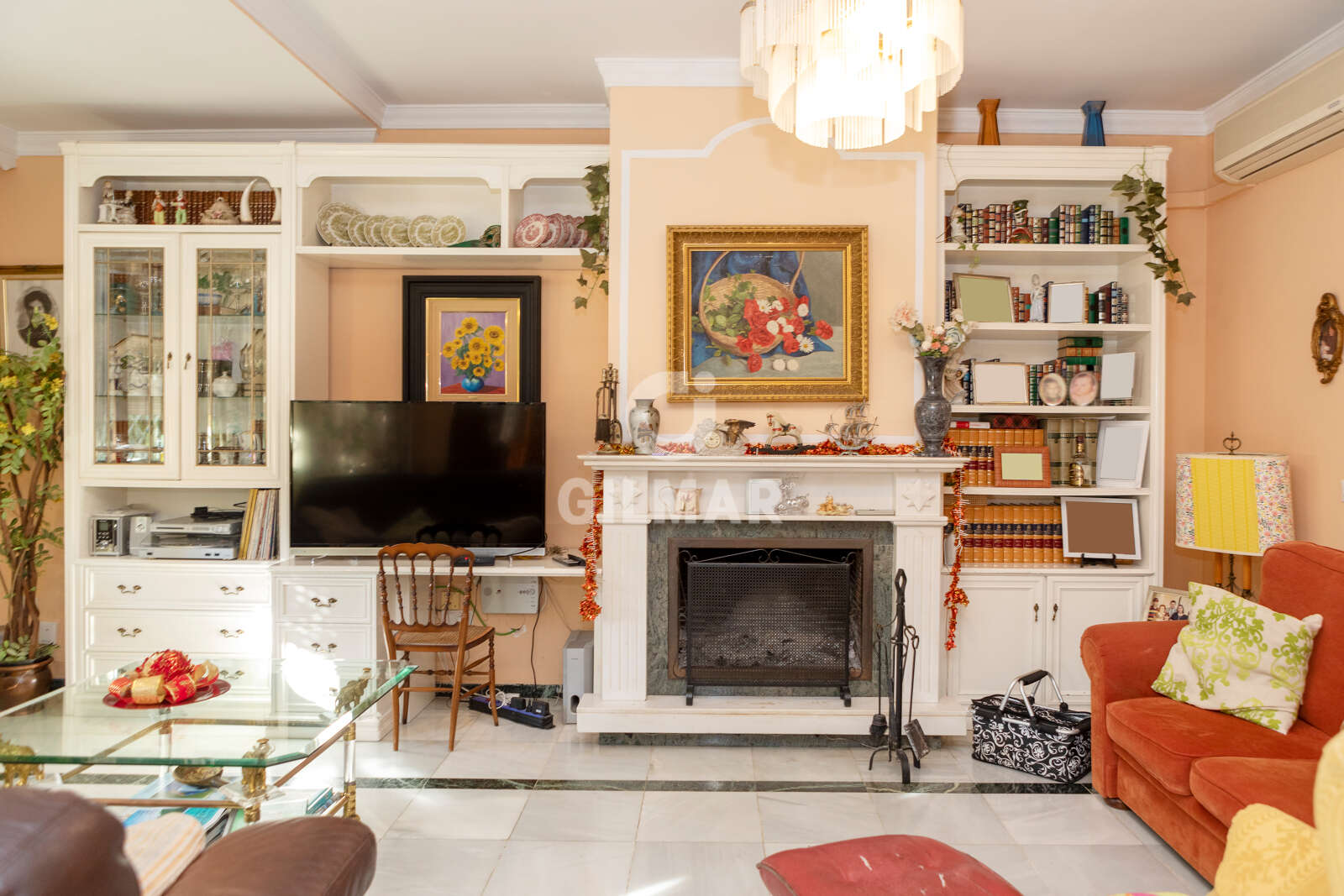 Property slider Gilmar