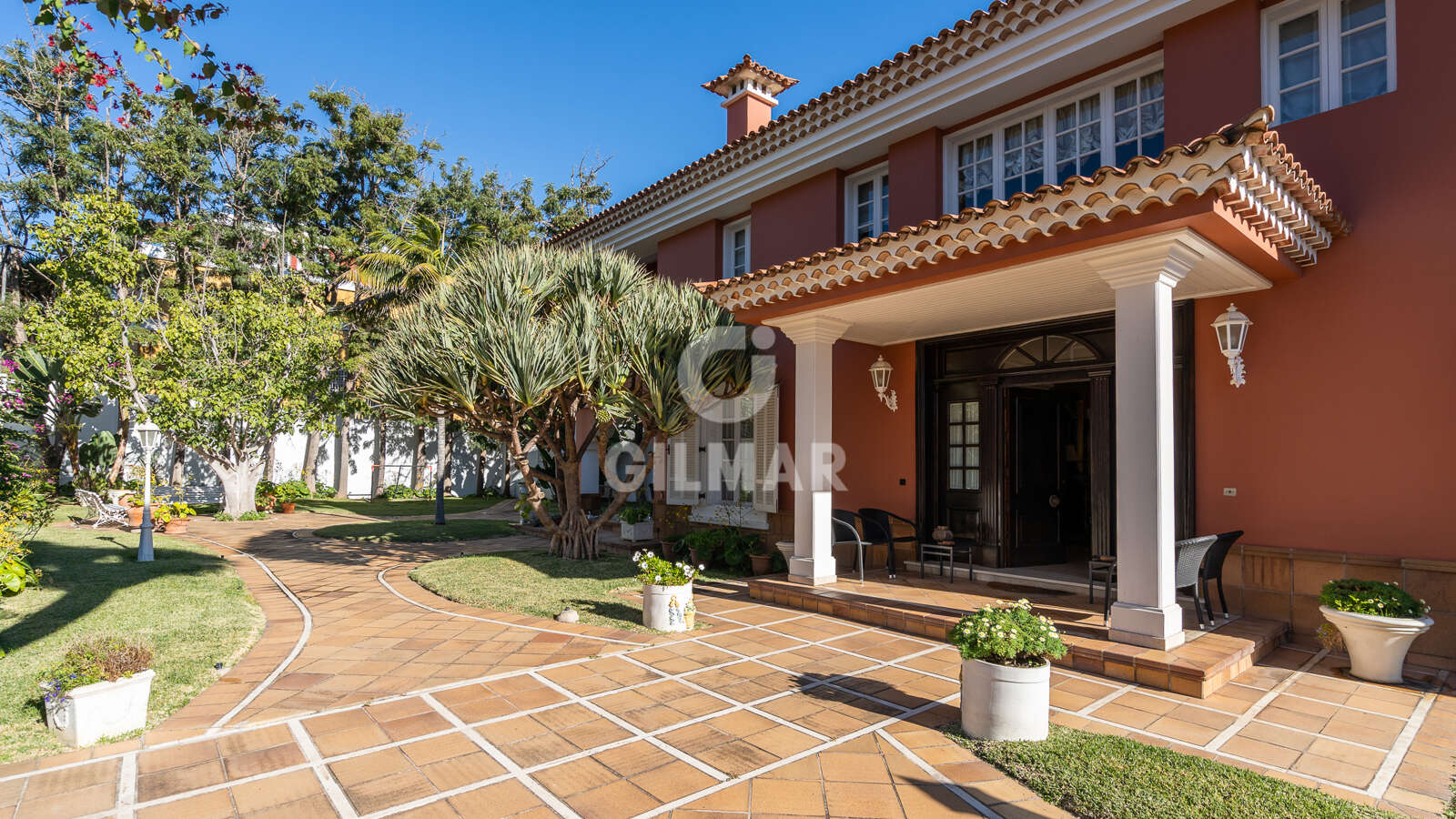 Property slider Gilmar