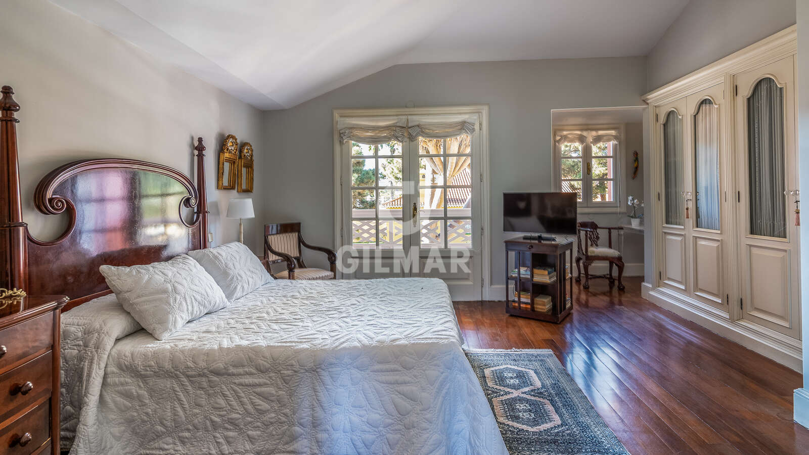 Property slider Gilmar