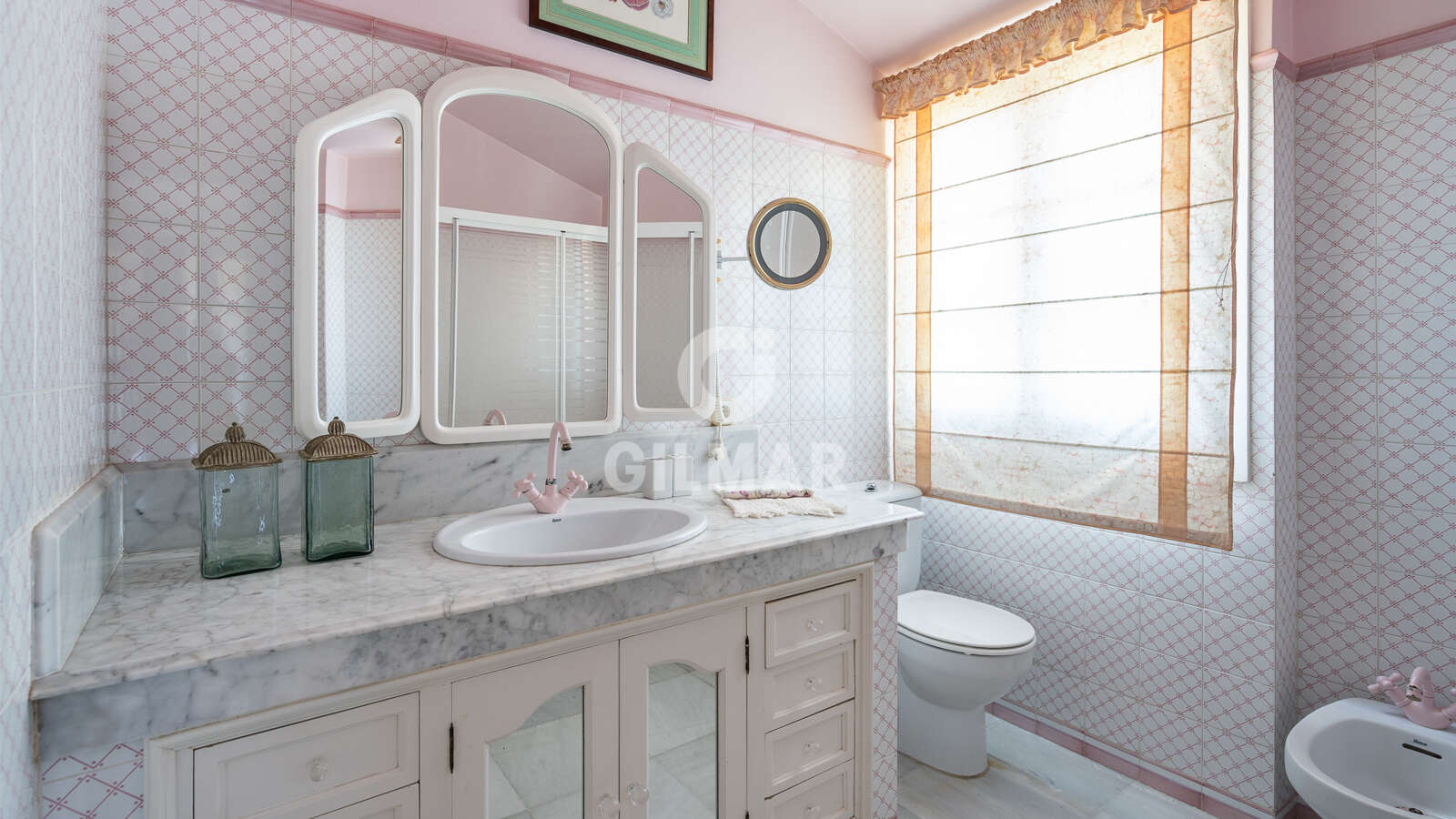 Property slider Gilmar