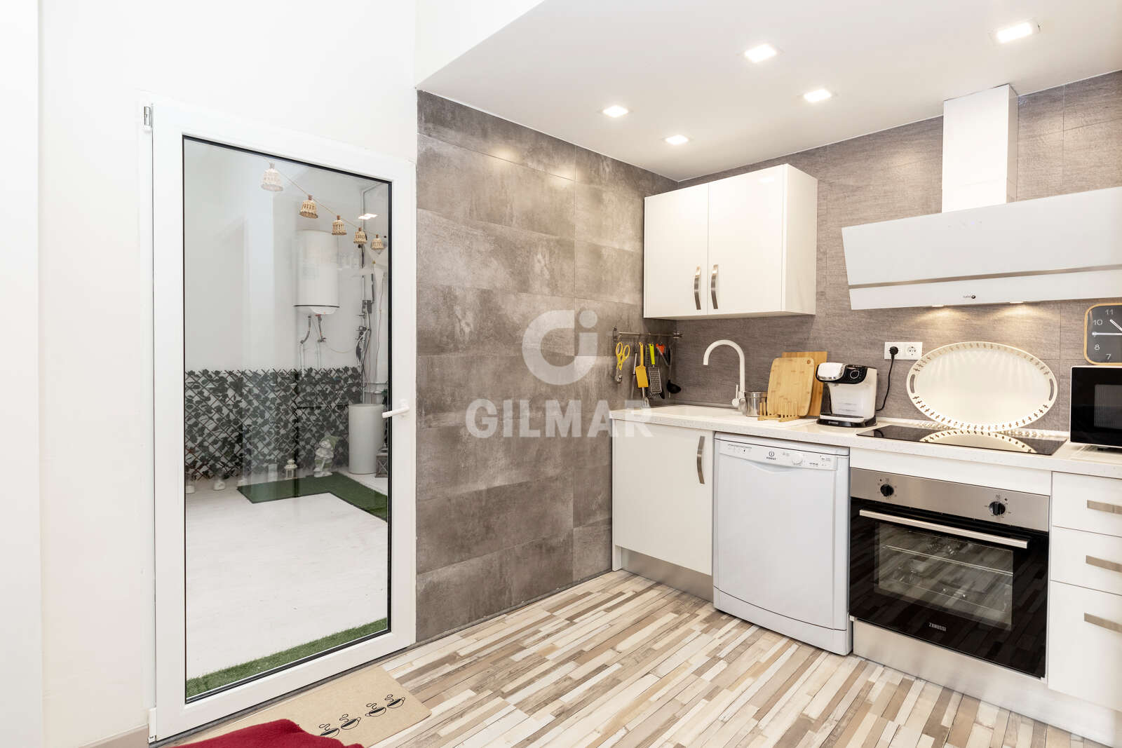 Property slider Gilmar