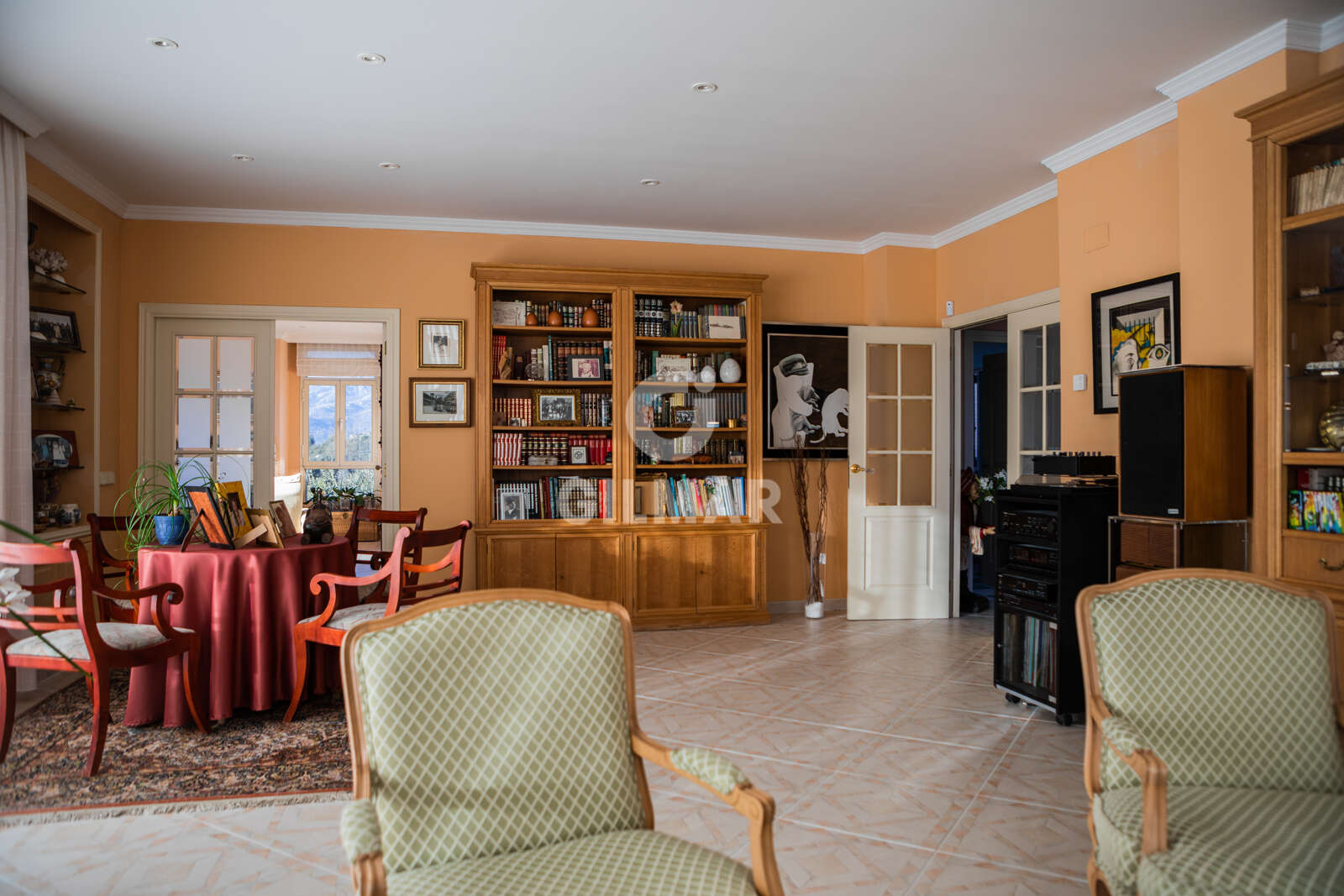 Property slider Gilmar