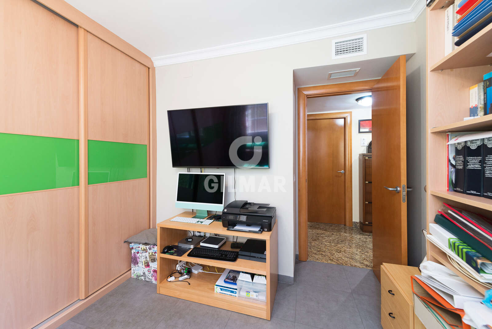 Property slider Gilmar