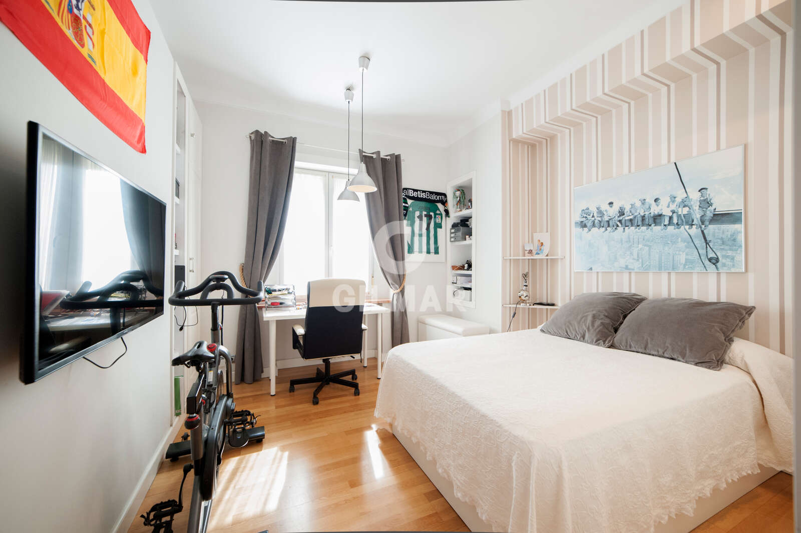 Property slider Gilmar