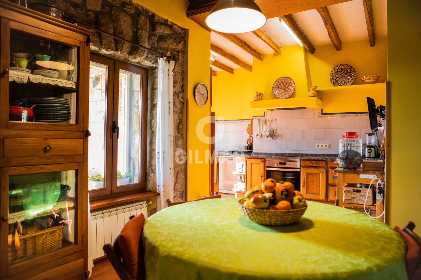 Property slider Gilmar