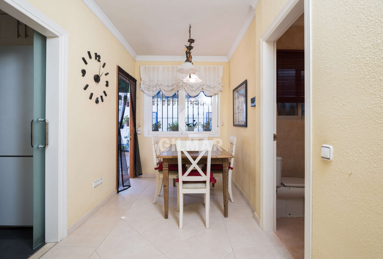 Property slider Gilmar