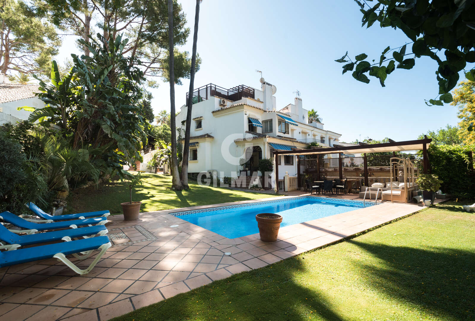 Property slider Gilmar
