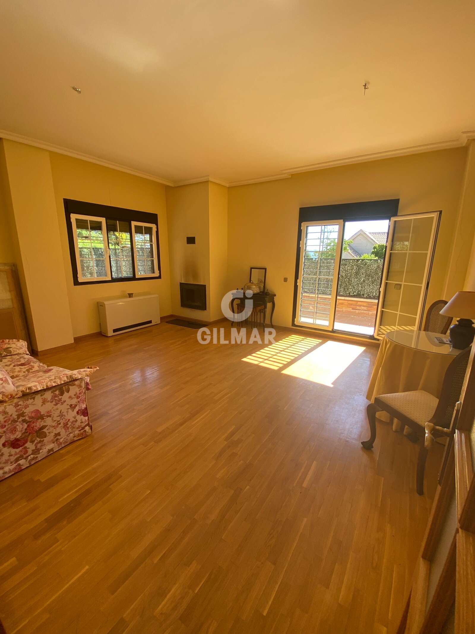 Property slider Gilmar