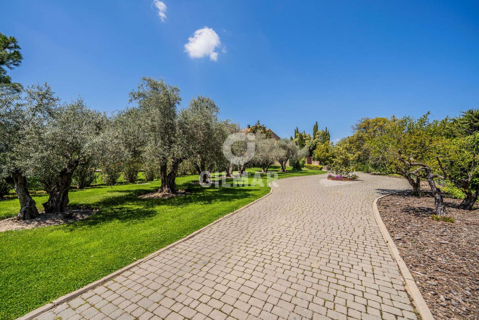 Property slider Gilmar