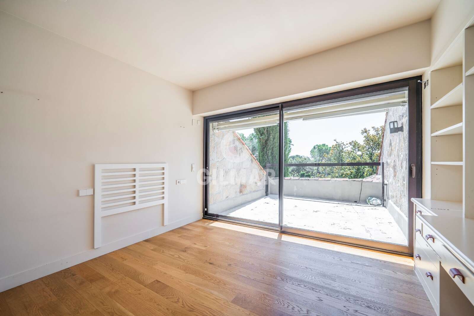 Property slider Gilmar