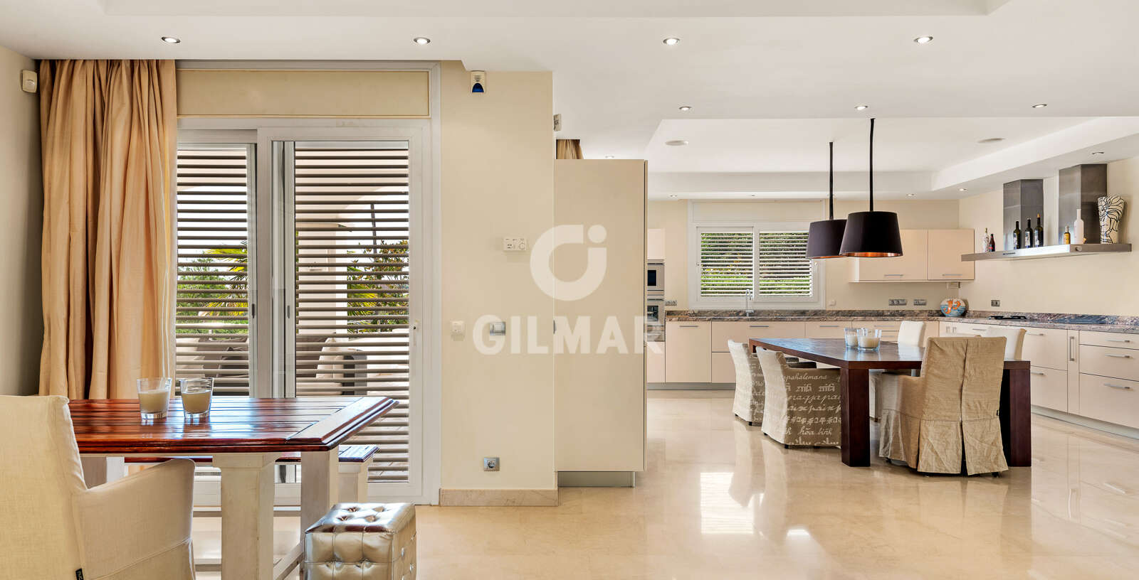 Property slider Gilmar