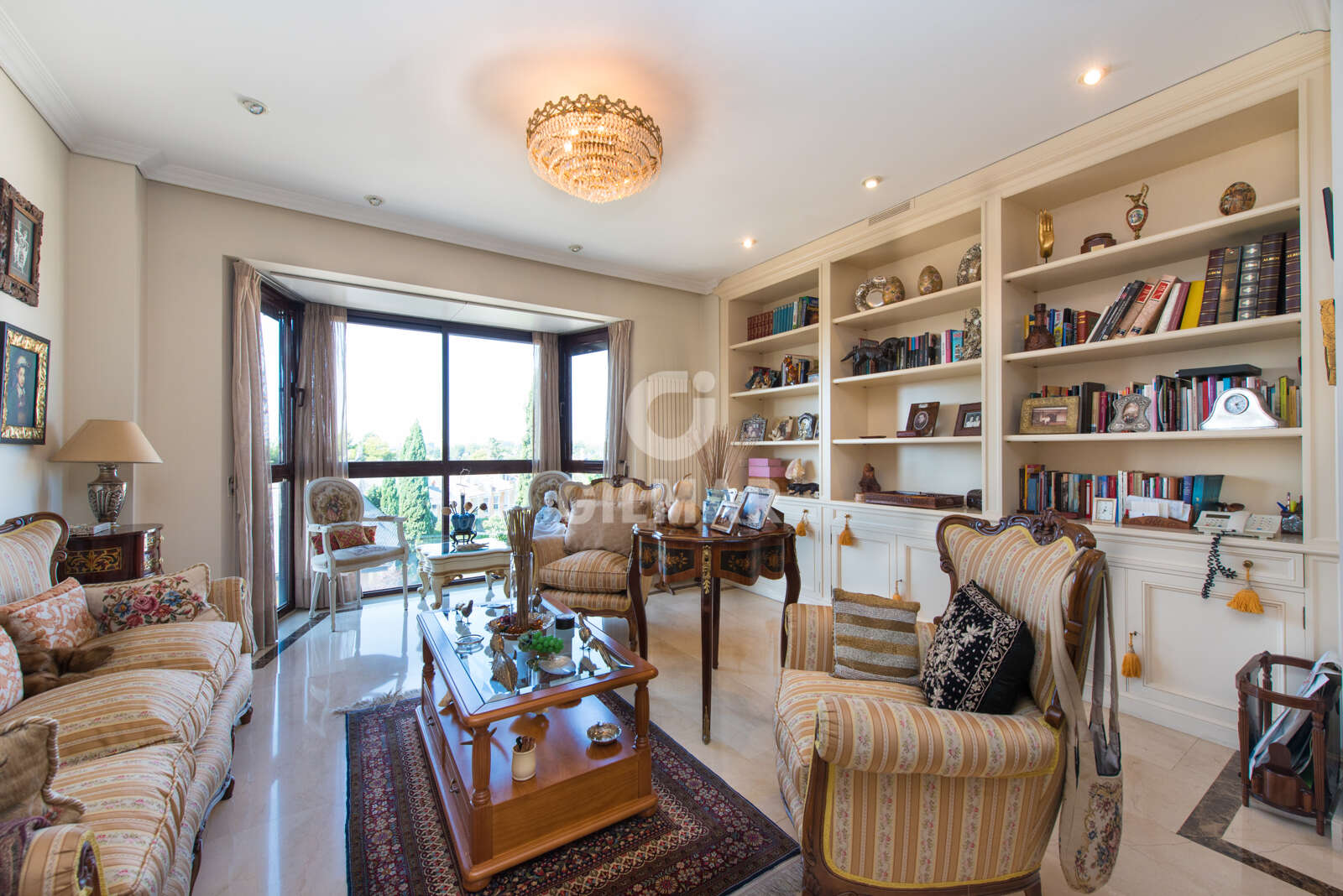 Property slider Gilmar