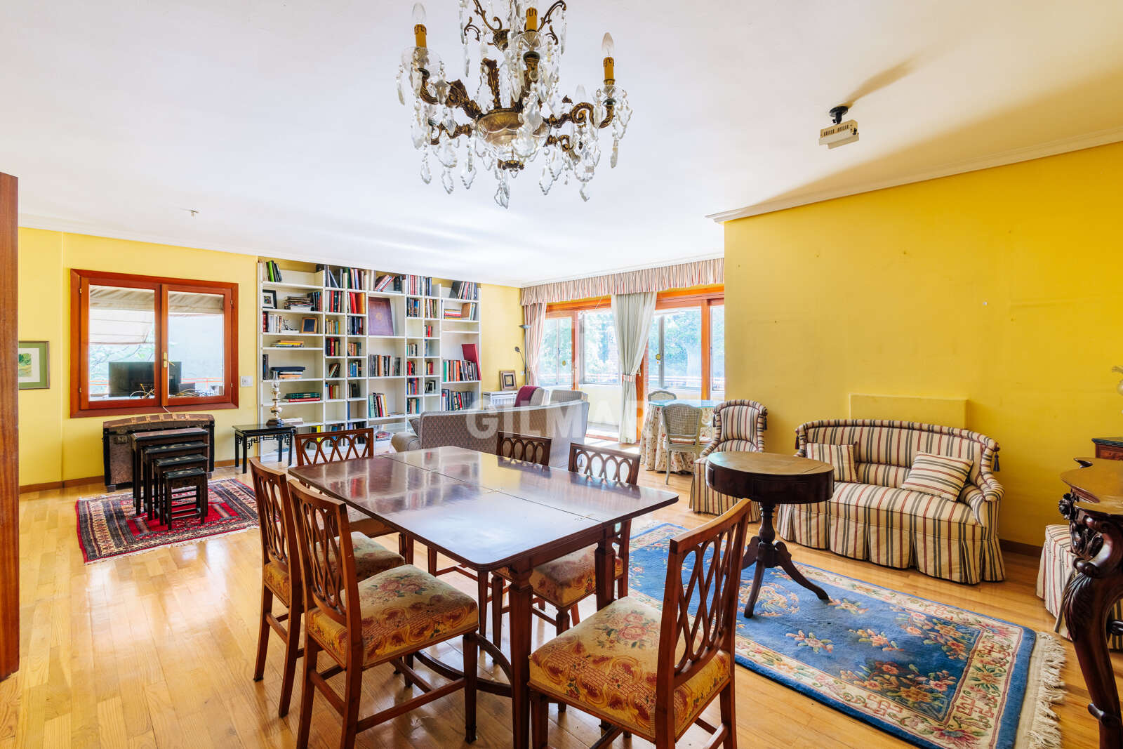 Property slider Gilmar