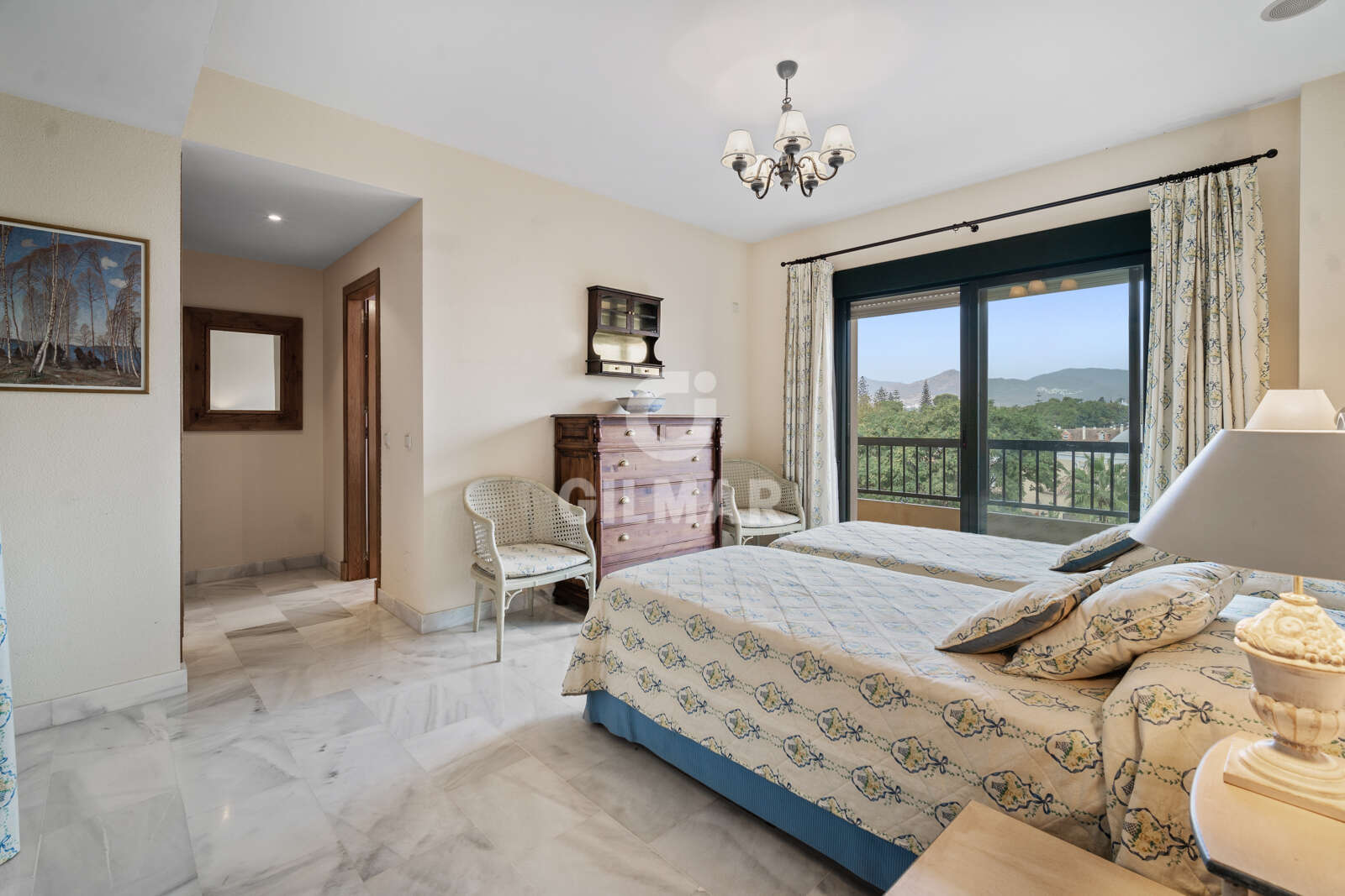Property slider Gilmar