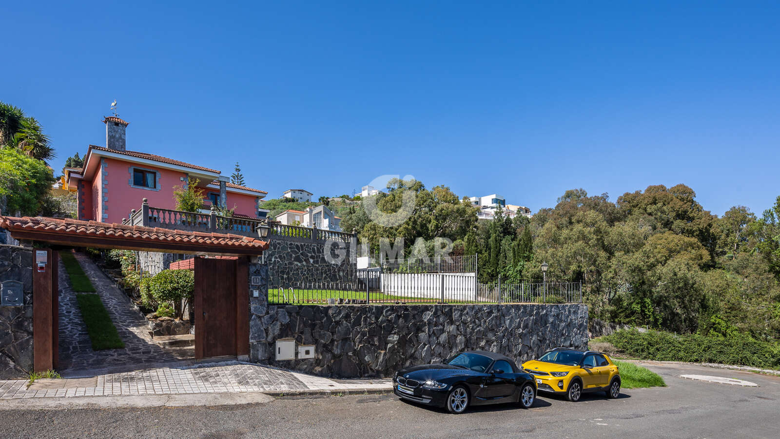 Property slider Gilmar