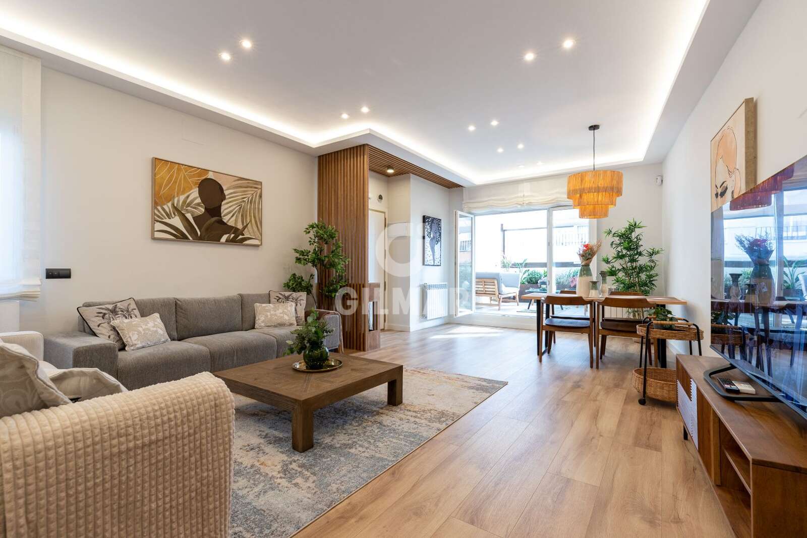 Property slider Gilmar