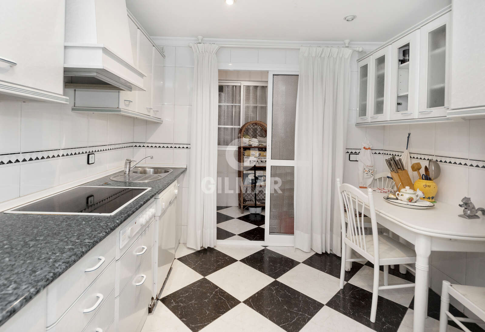 Property slider Gilmar