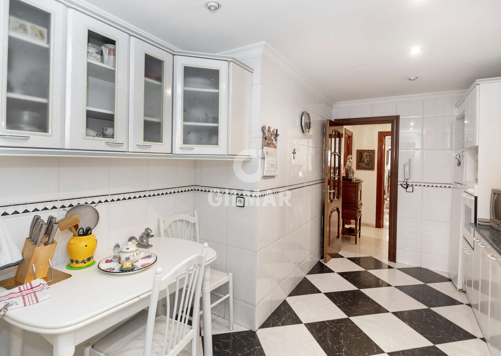 Property slider Gilmar