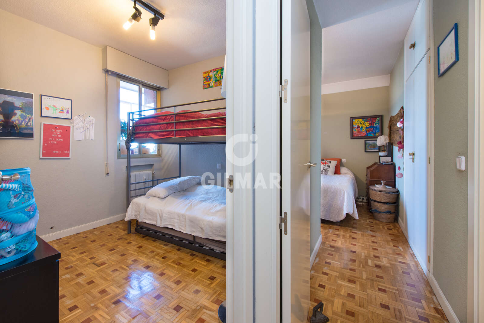 Property slider Gilmar