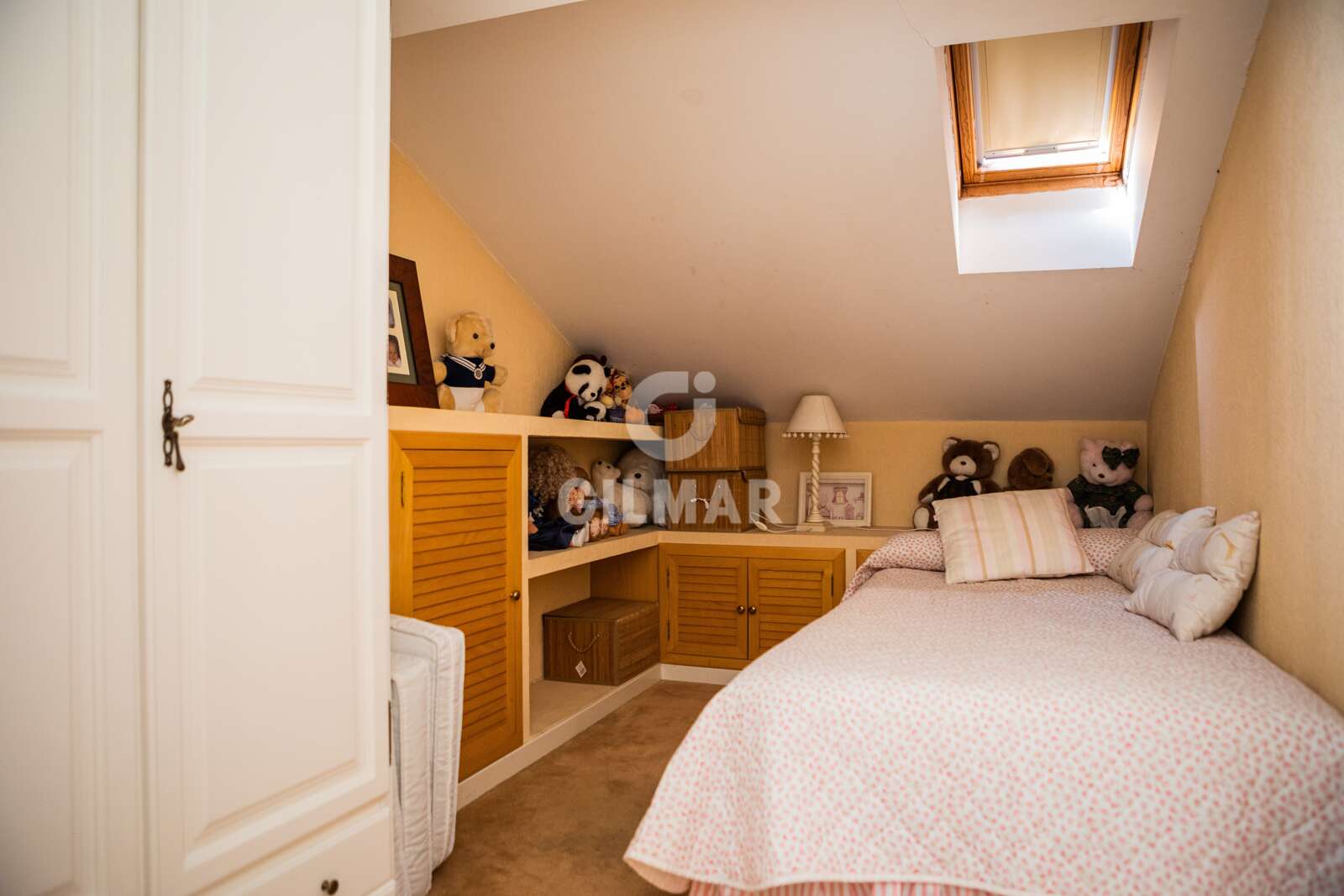 Property slider Gilmar