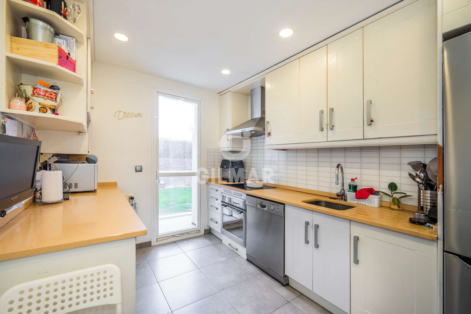 Property slider Gilmar