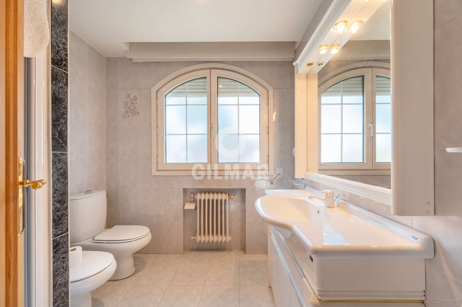 Property slider Gilmar