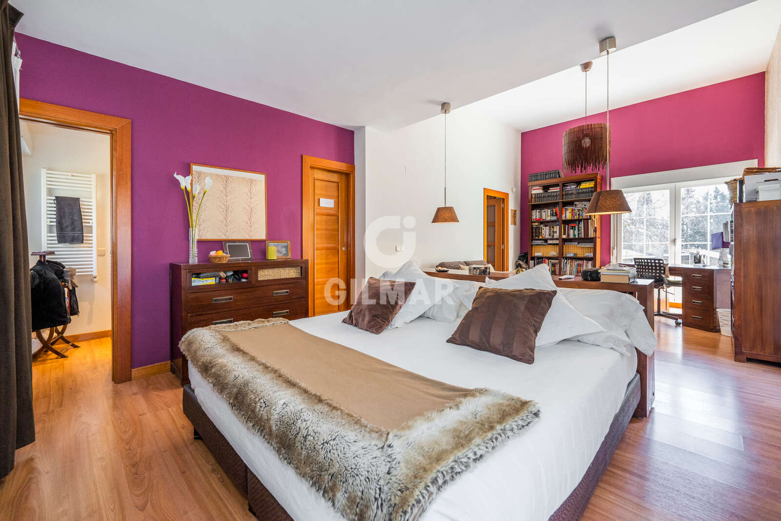 Property slider Gilmar