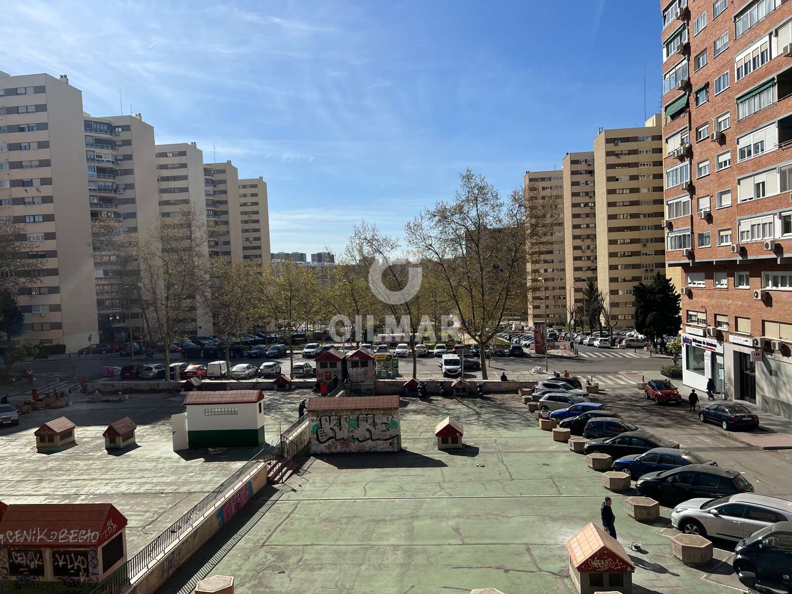 Property slider Gilmar