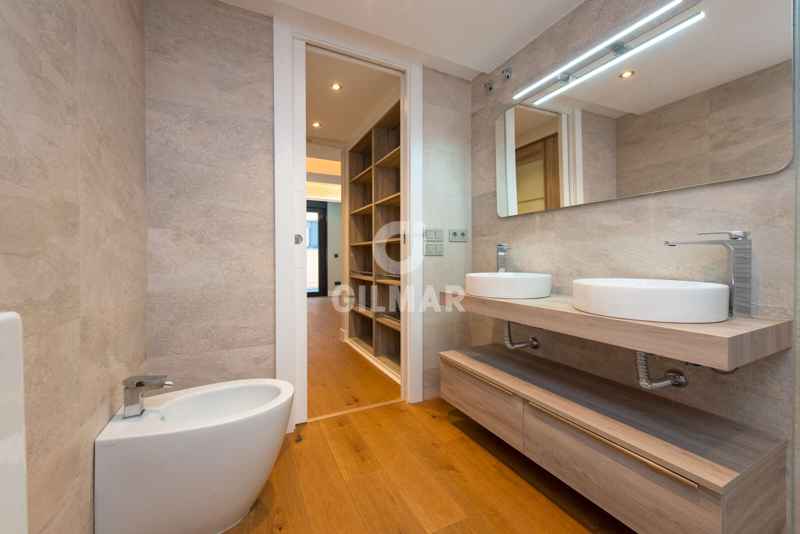 Property slider Gilmar