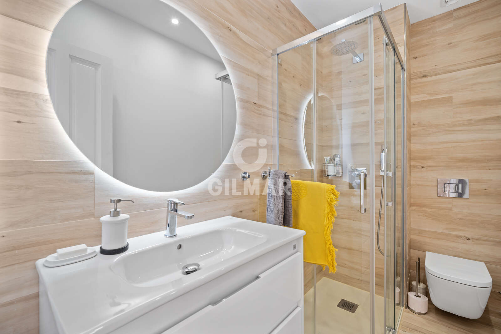Property slider Gilmar