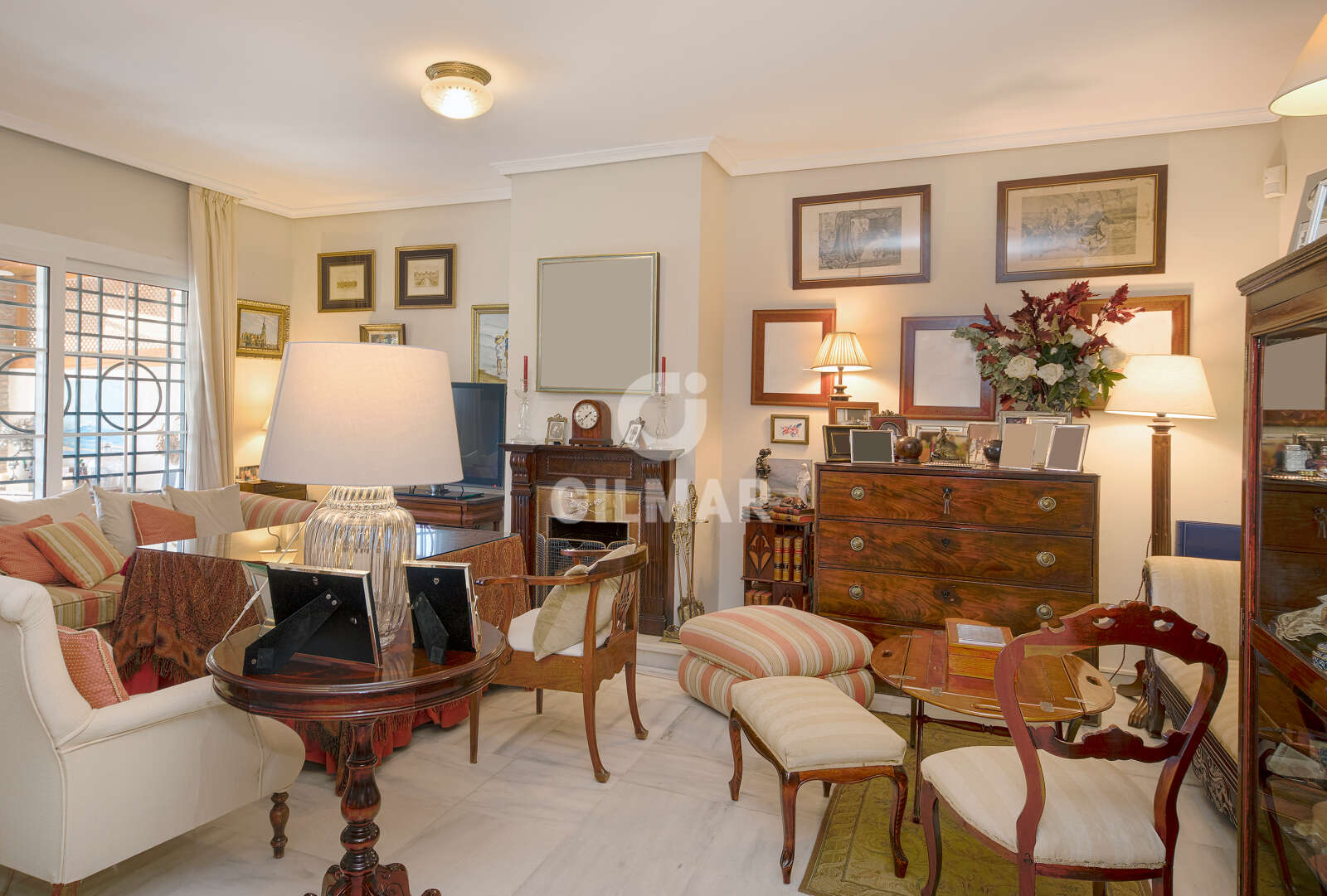 Property slider Gilmar