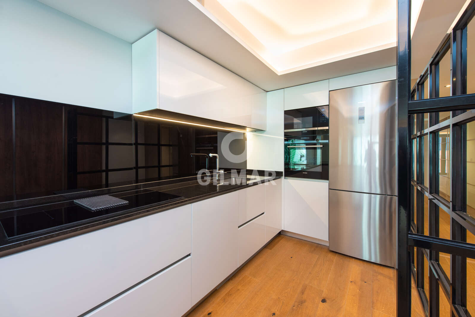 Property slider Gilmar