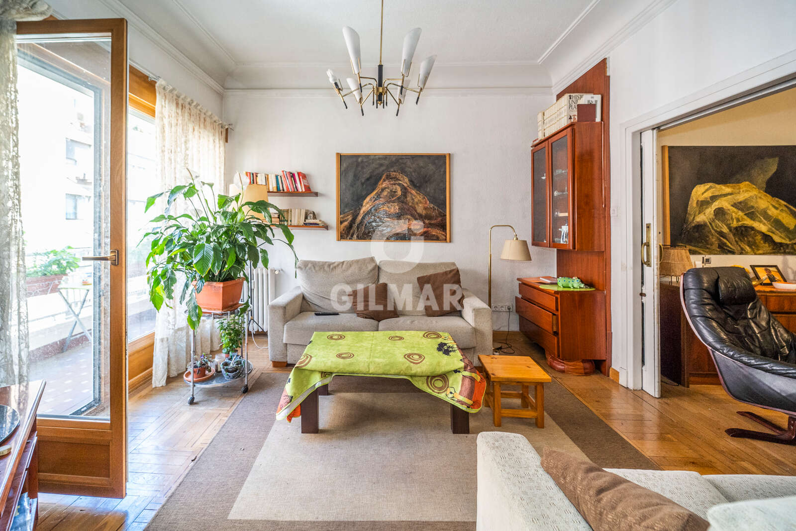 Property slider Gilmar
