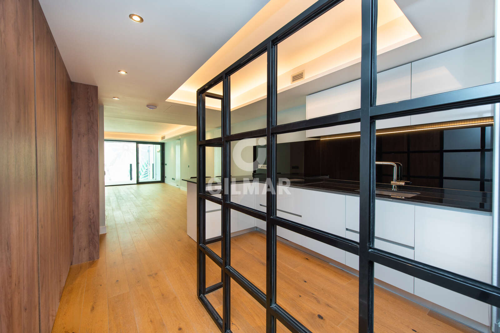Property slider Gilmar