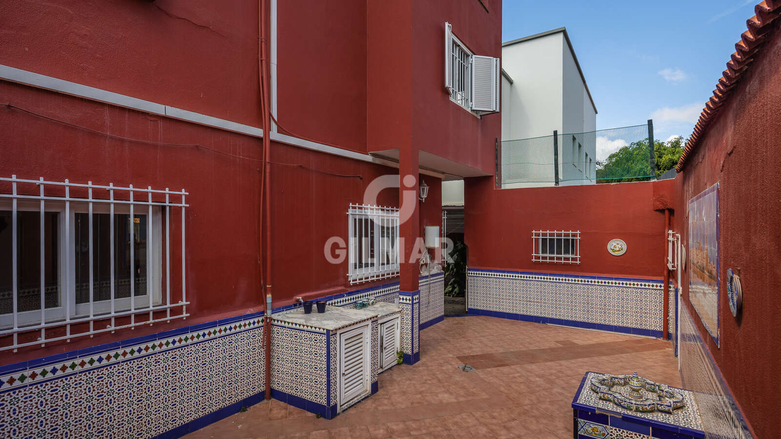 Property slider Gilmar