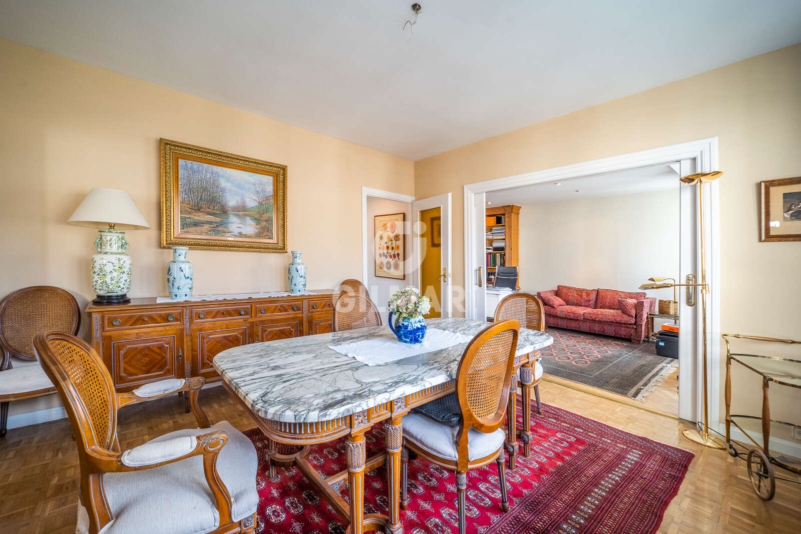 Property slider Gilmar