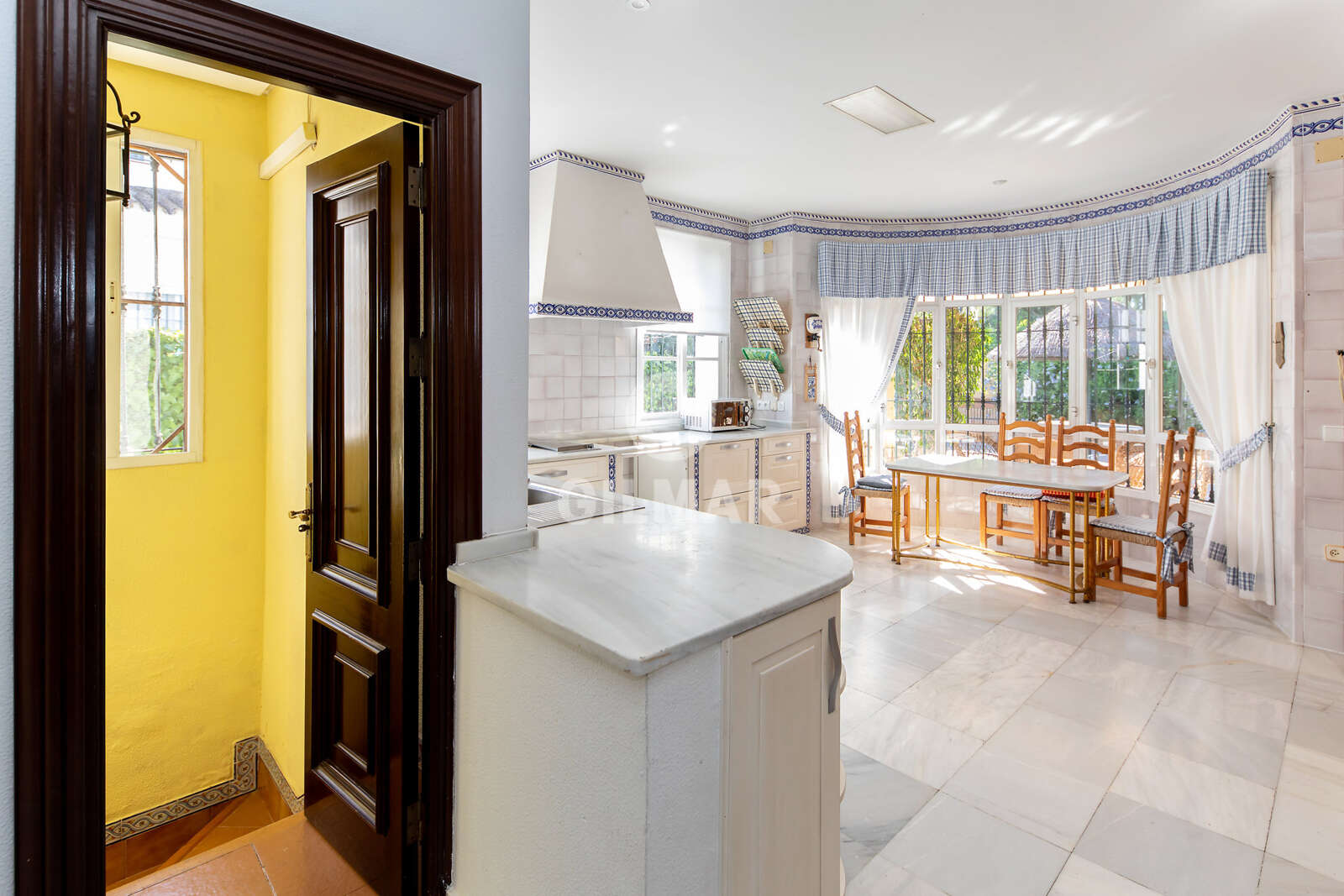 Property slider Gilmar