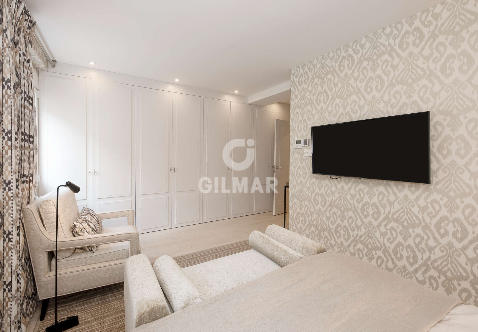 Property slider Gilmar