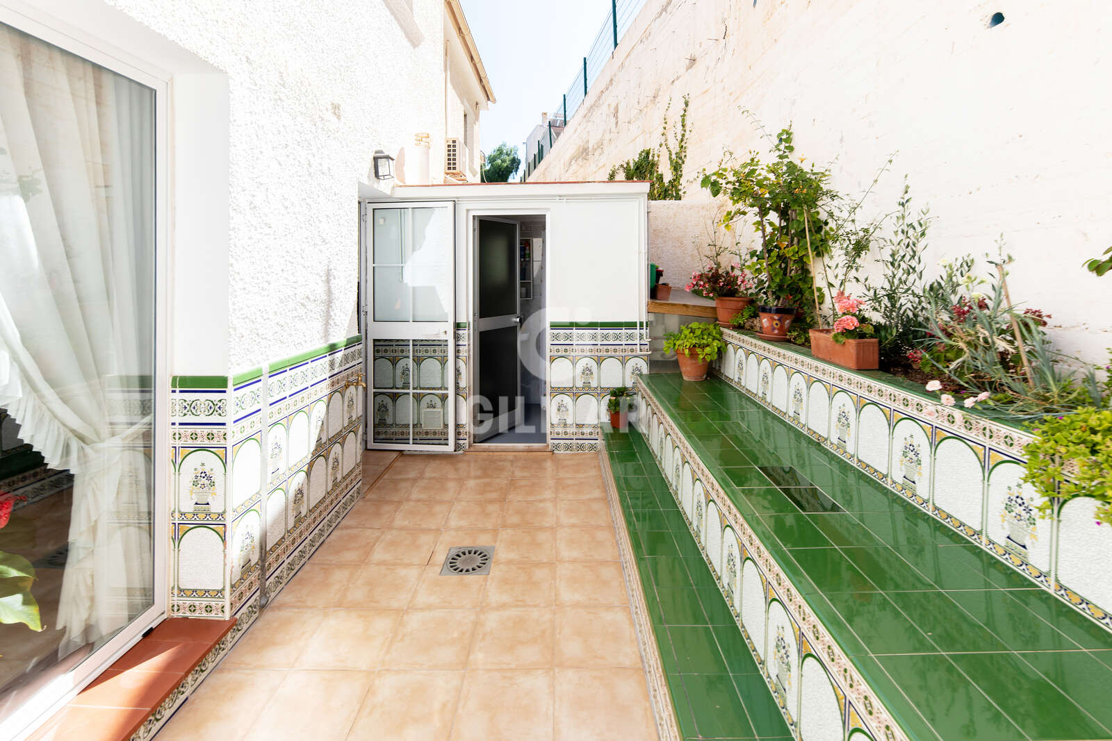 Property slider Gilmar