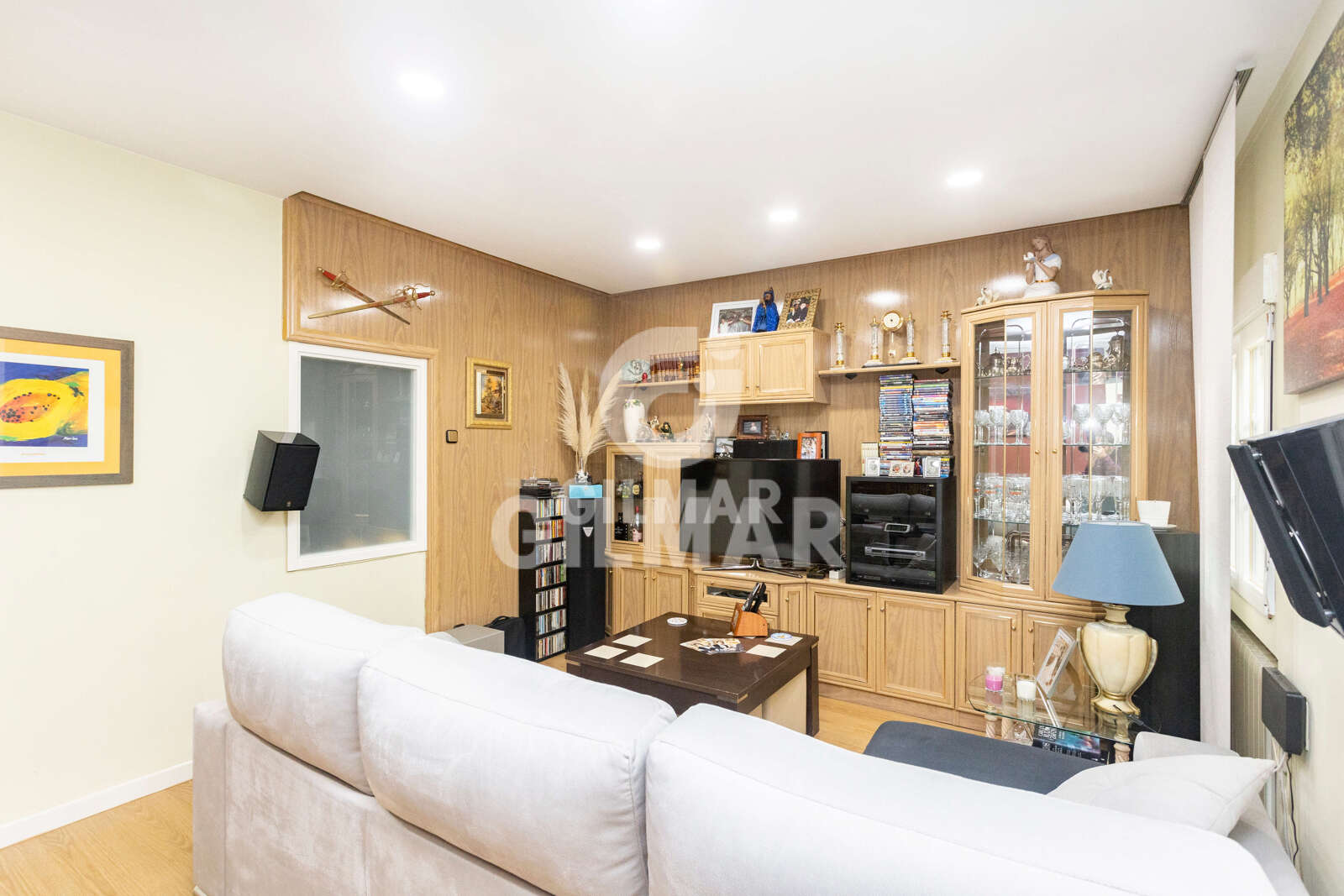 Property slider Gilmar