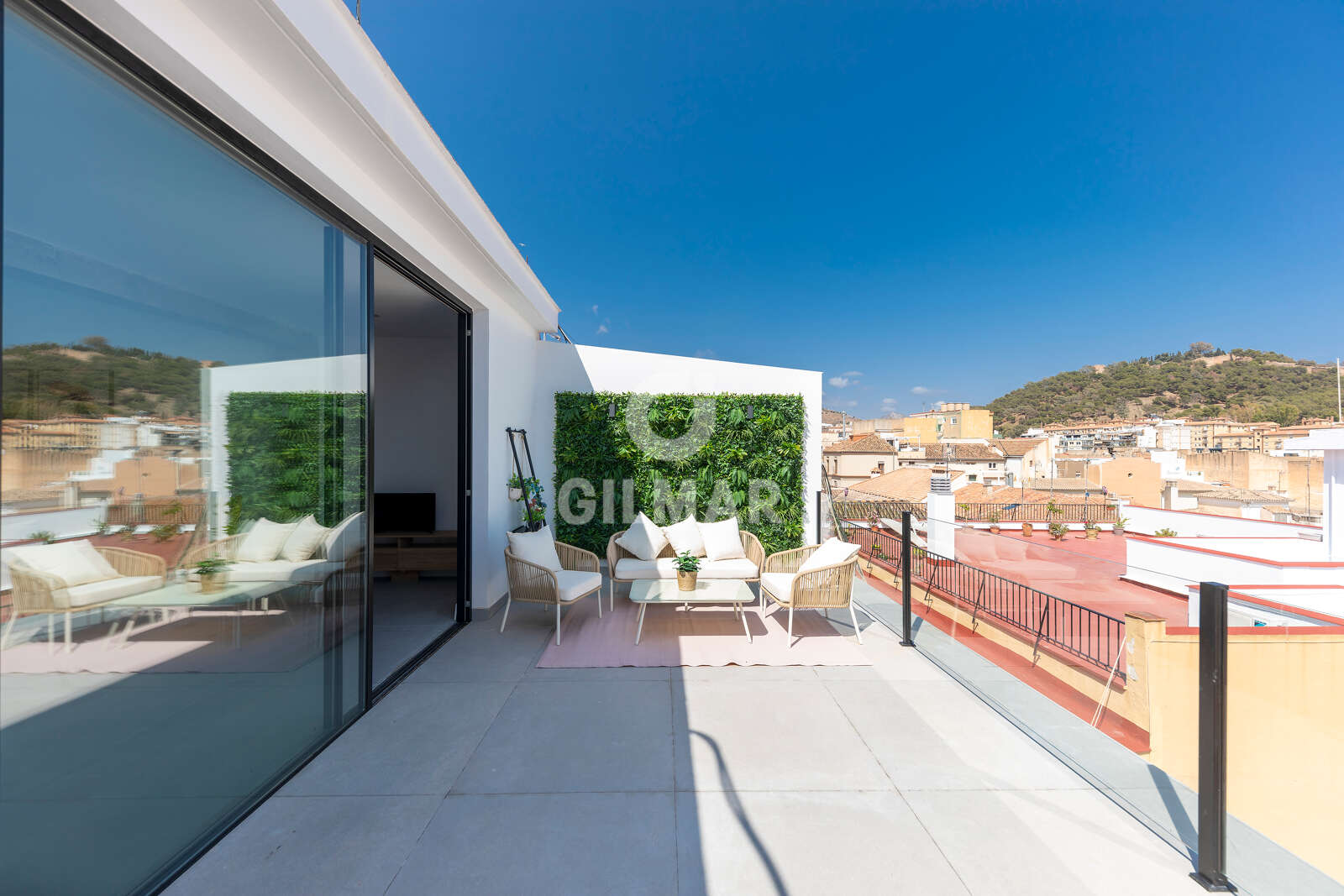 Property slider Gilmar