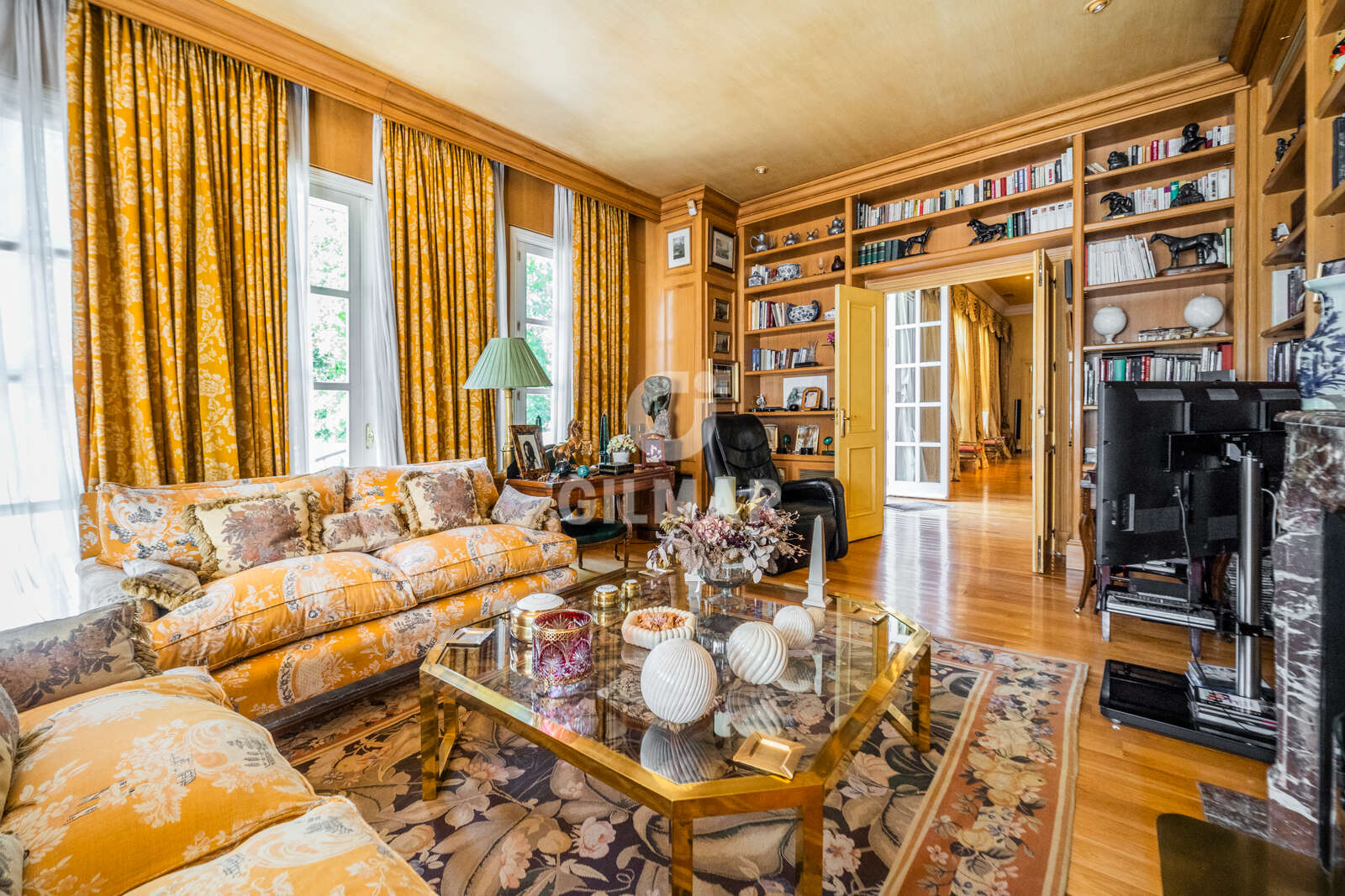 Property slider Gilmar