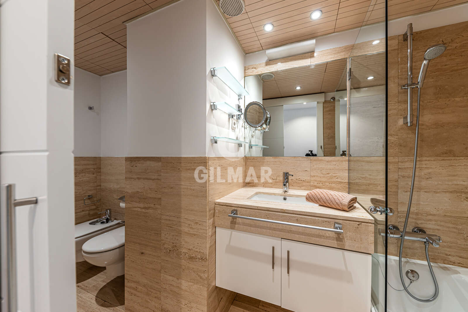 Property slider Gilmar